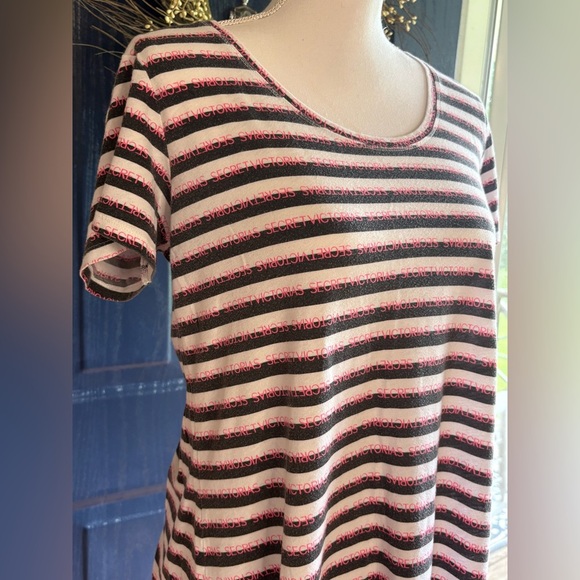 Victoria's Secret Pink and Black Striped Logo Gown - Picture 5 of 11